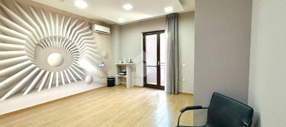 2 bedrooms Apartment in Sant'Antimo, Italy No. 273358 9