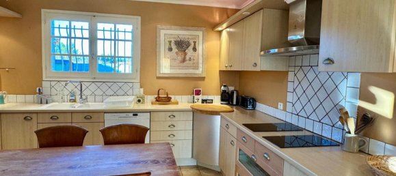 4 bedrooms House in Carcassonne, France No. 292560 8