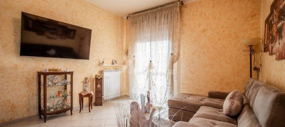 2 Schlafzimmer Wohnung in Reggio Emilia, Italy, Nr. 344987 2