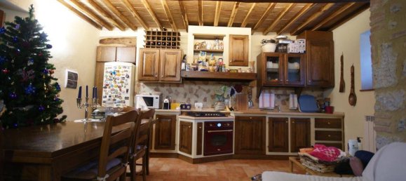 2 bedrooms House in Casole d'Elsa, Italy No. 215455 4