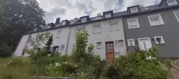 Таунхаус с 6 комнатами в Хоф, Германия № 153602 3