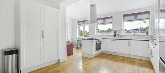 5 bedrooms House in New Barnet, United Kingdom No. 6691 11