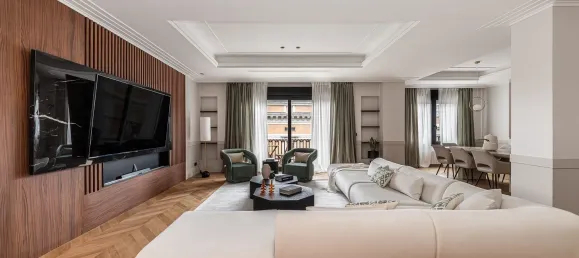 3 bedrooms Apartment in Madrid, Spain No. 84853 4