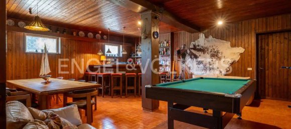 4 bedrooms Villa in Ranco, Italy No. 131610 15