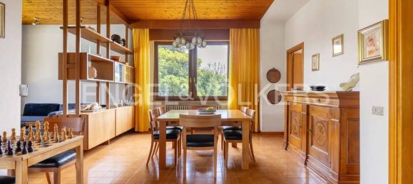 4 bedrooms Villa in Ranco, Italy No. 131610 4