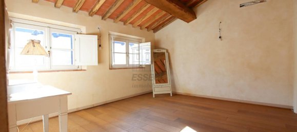 3 bedrooms House in Capannori, Italy No. 121169 20
