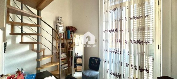 4 bedrooms Apartment in Portici, Italy No. 18149 23