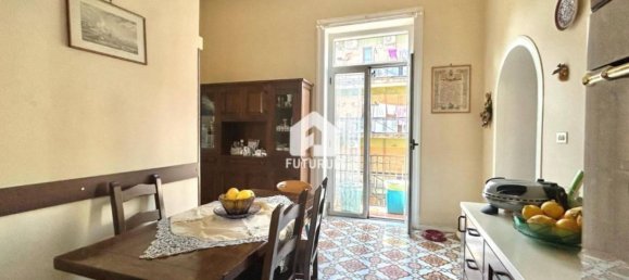 4 bedrooms Apartment in Portici, Italy No. 18149 8
