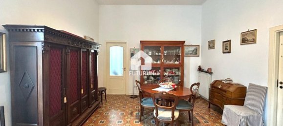 4 bedrooms Apartment in Portici, Italy No. 18149 14