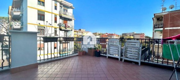 4 bedrooms Apartment in Portici, Italy No. 18149 19