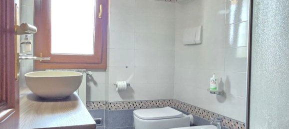 3-salle Maison à Anzio, Italy No. 307881 28