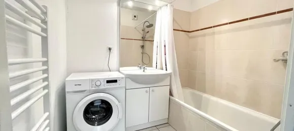 2 bedrooms Apartment in Cognac, France No. 351065 6