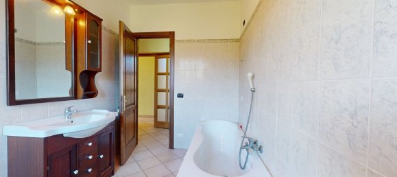 Вилла с 3 спальнями в Корелья Антельминелли, Италия № 233137 3