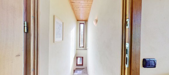 Вилла с 3 спальнями в Корелья Антельминелли, Италия № 233137 13