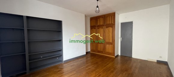 3 bedrooms House in Chambly, France No. 266286 4