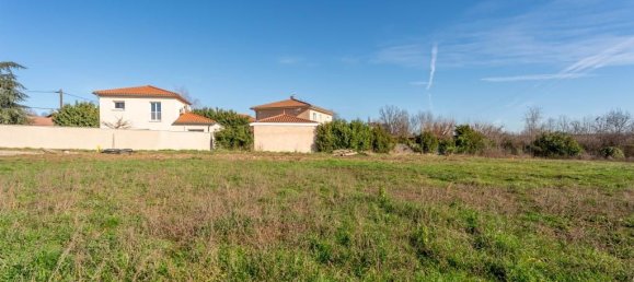 673m² Land in Brindas, France No. 335307 7