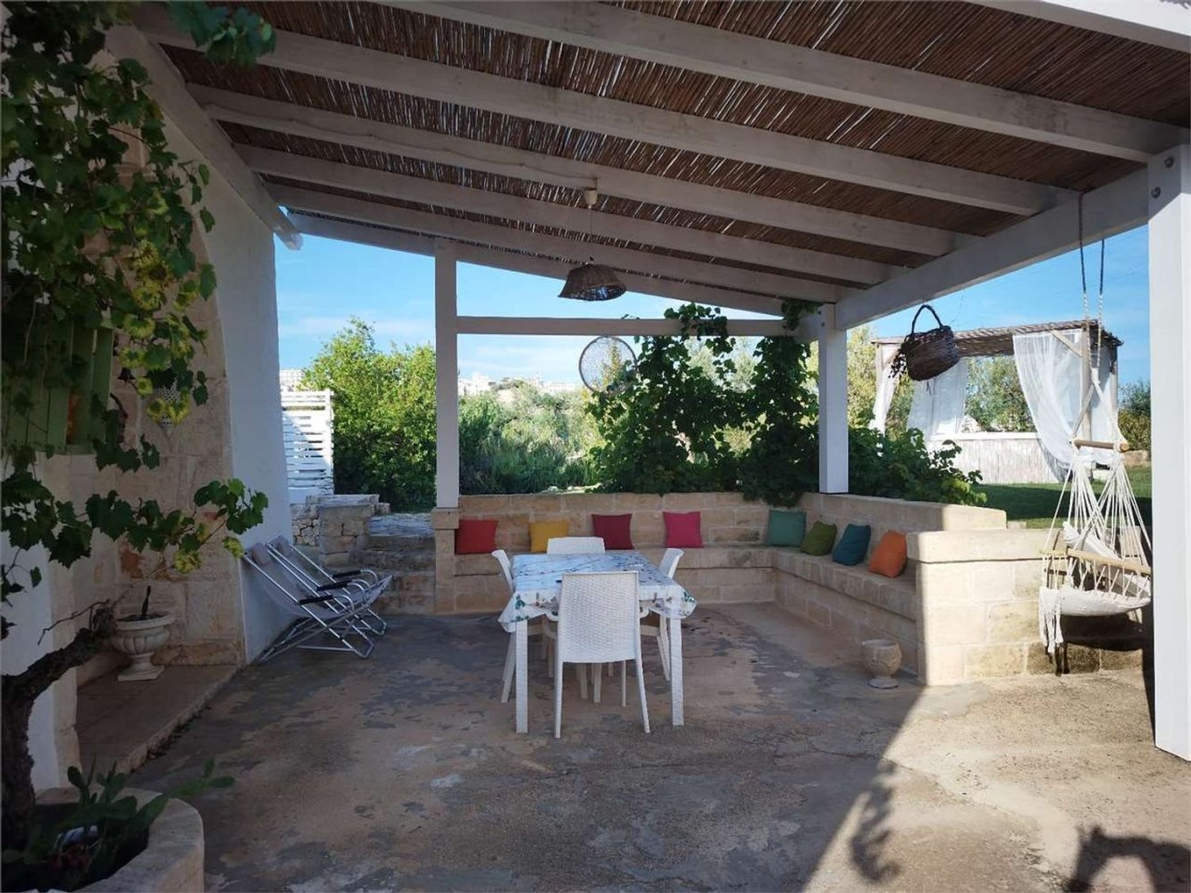 3 rooms House in Cisternino, Italy No. 37404