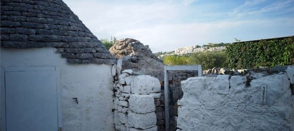 3 rooms House in Cisternino, Italy No. 37404 4