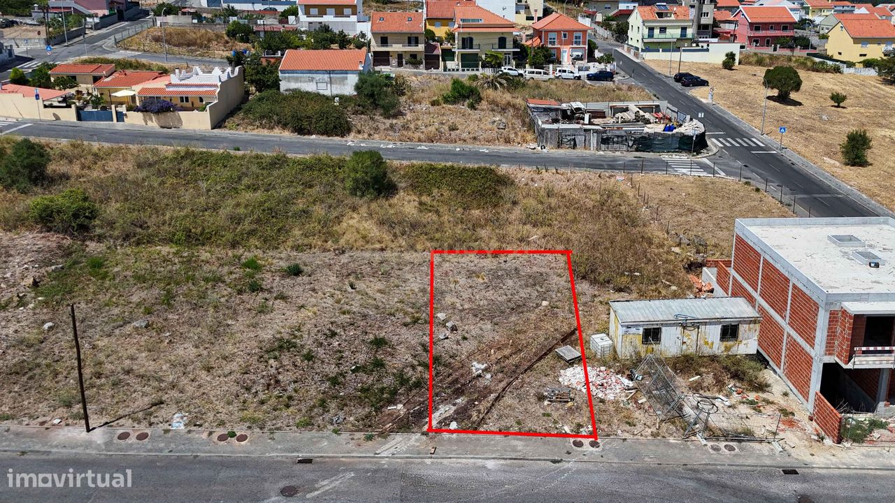 115m² Land in Amadora, Portugal No. 274428