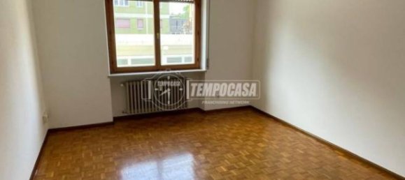 Apartamento de 2 dormitorios en Belluno, Italy No. 299683 8
