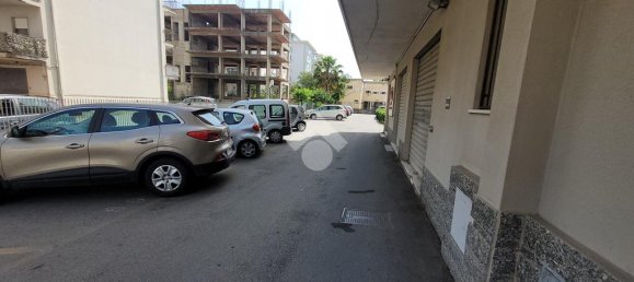 Квартира с 2 спальнями в Реджо Калабрия, Италия № 197556 14