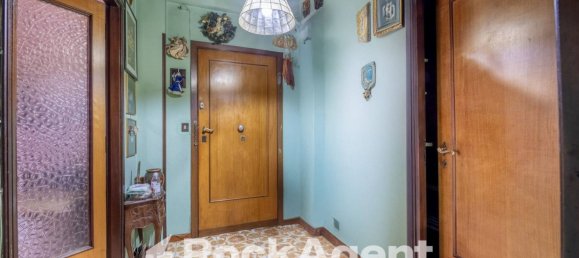 3 bedrooms Apartment in Rome, Italy No. 296733 7