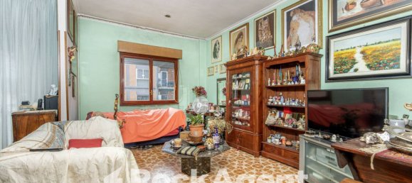 3 bedrooms Apartment in Rome, Italy No. 296733 2