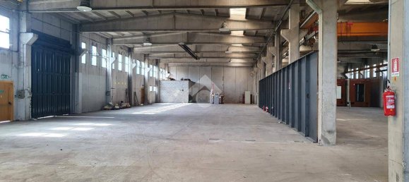 5غرفة مستودع في Arluno, Italy رقم 150364 36