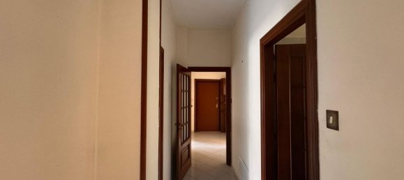 5 rooms Apartment in Avellino, Italy No. 286668 24