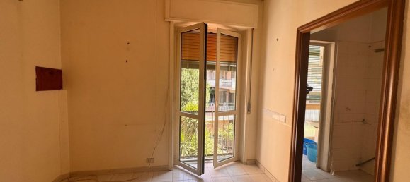 5 rooms Apartment in Avellino, Italy No. 286668 16