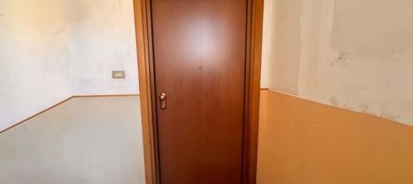 5 rooms Apartment in Avellino, Italy No. 286668 7