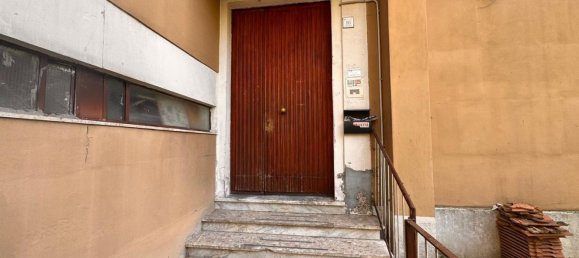 5 rooms Apartment in Avellino, Italy No. 286668 5