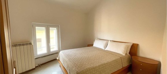 Квартира с 2 комнатами в Ломаццо, Италия № 333658 5