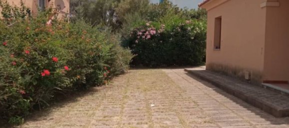 2 Schlafzimmer Wohnung in San Teodoro, Italy, Nr. 351805 6