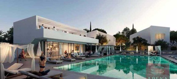 4 bedrooms Villa in Oroklini, Cyprus No. 20221 3