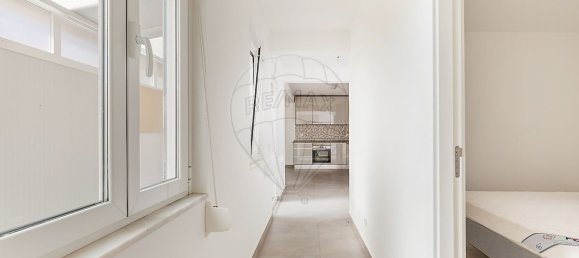 2 bedrooms House in Lisbon, Portugal No. 46421 18