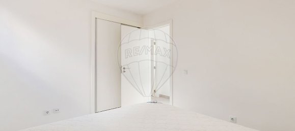 2 bedrooms House in Lisbon, Portugal No. 46421 13