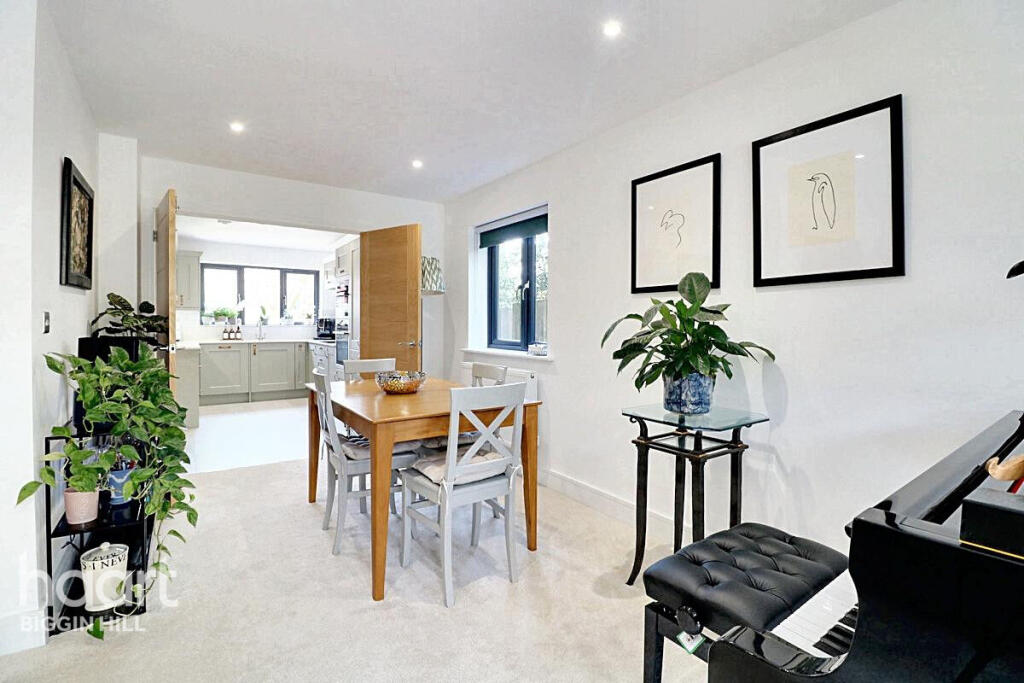 4 bedrooms House in Biggin Hill, United Kingdom No. 4730