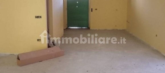 2 bedrooms Apartment in Crotone, Italy No. 292607 2