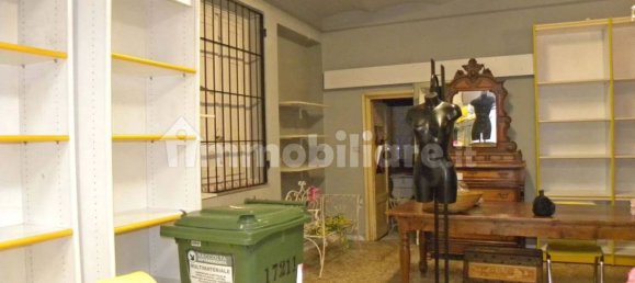 3-Zimmer Gewerbliche Immobilie in Lucca, Italy, Nr. 332130 5