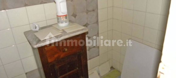 3-Zimmer Gewerbliche Immobilie in Lucca, Italy, Nr. 332130 16