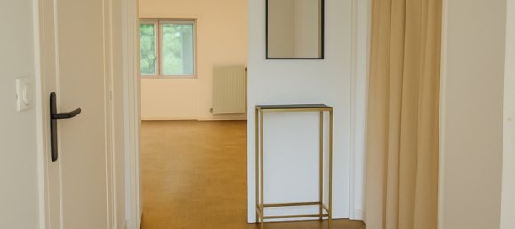 1 bedroom Apartment in Poissy, France No. 348009 9