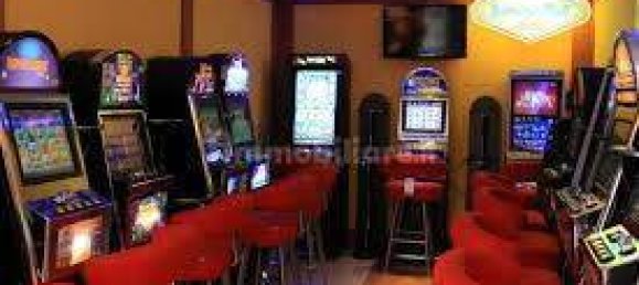 3 rooms Commercial property in Ravenna, Italy No. 264721 10