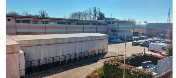 5 rooms Warehouse in Olgiate Comasco, Italy No. 218203 5