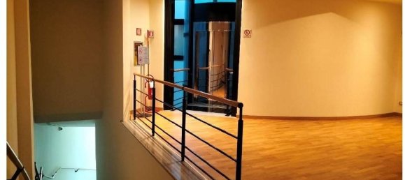 5 rooms Warehouse in Olgiate Comasco, Italy No. 218203 23