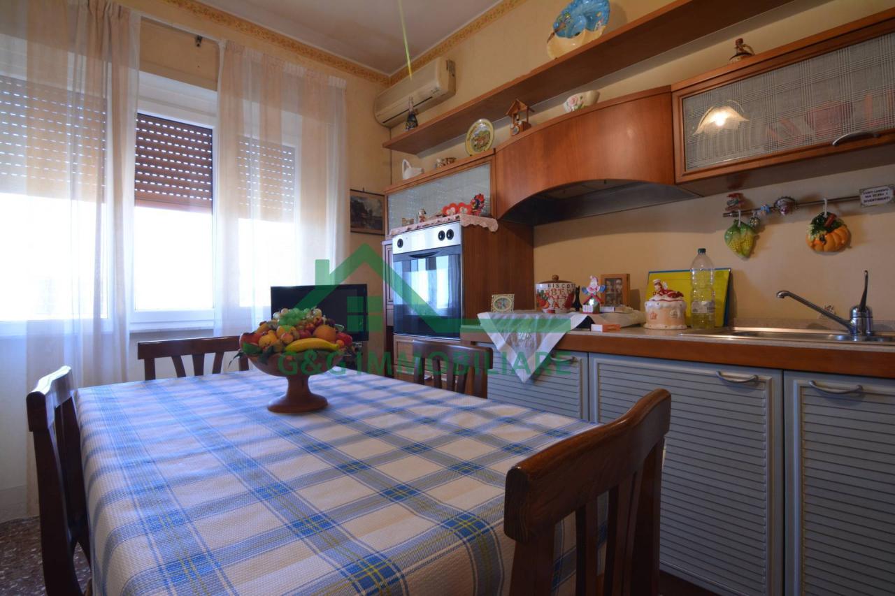 4-Zimmer Wohnung in Catania, Italy, Nr. 231848