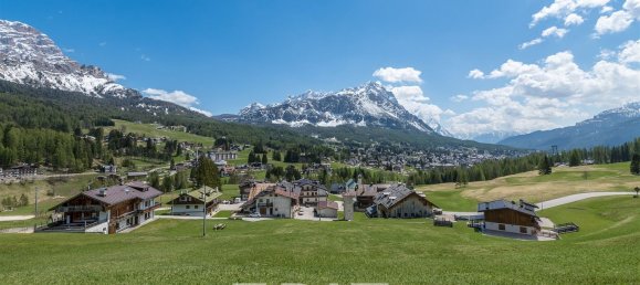3 rooms Apartment in Cortina d'Ampezzo, Italy No. 60100 42