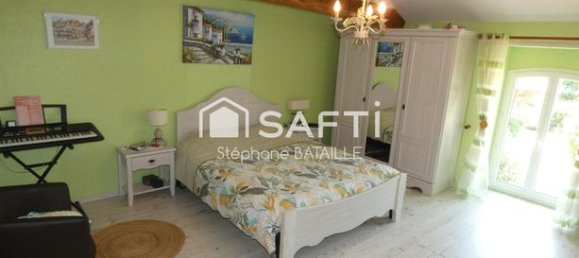 3 bedrooms House in Chalais, France No. 312059 9