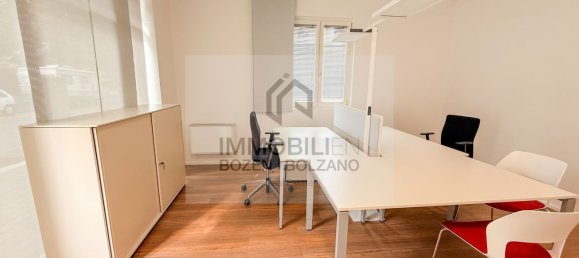 65m² Office in Trentino-Alto Adige, Italy No. 313035 2
