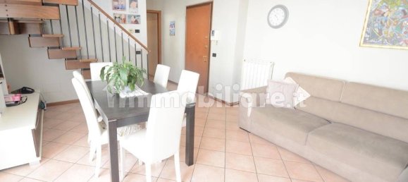 3 Schlafzimmer Wohnung in Cavenago di Brianza, Italy, Nr. 122388 5